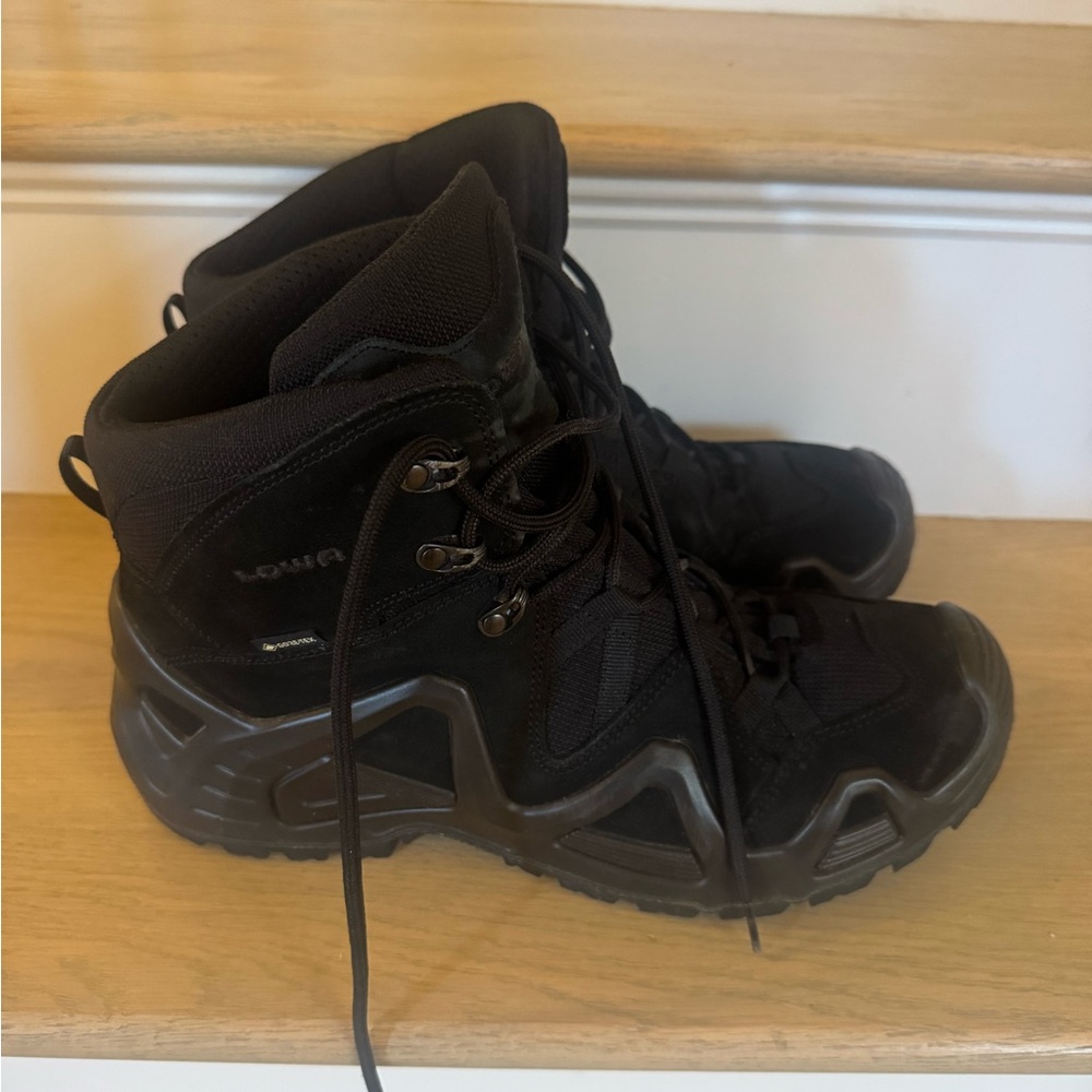 Men’s Lowa Zephyr Mid GTX TF Boots -Size 10.5 US